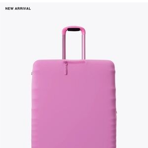BEIS berry large luggage cover